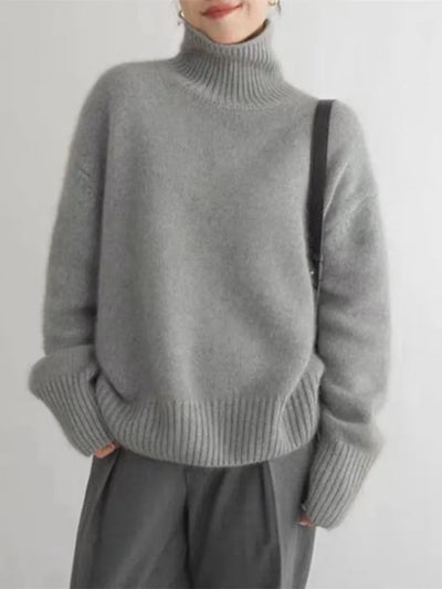 Sophie | Luxe Cashmere Turtleneck Sweater