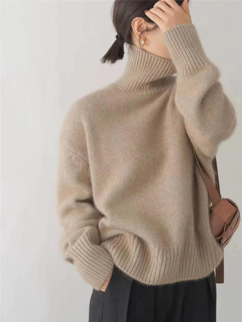 Sophie | Luxe Cashmere Turtleneck Sweater