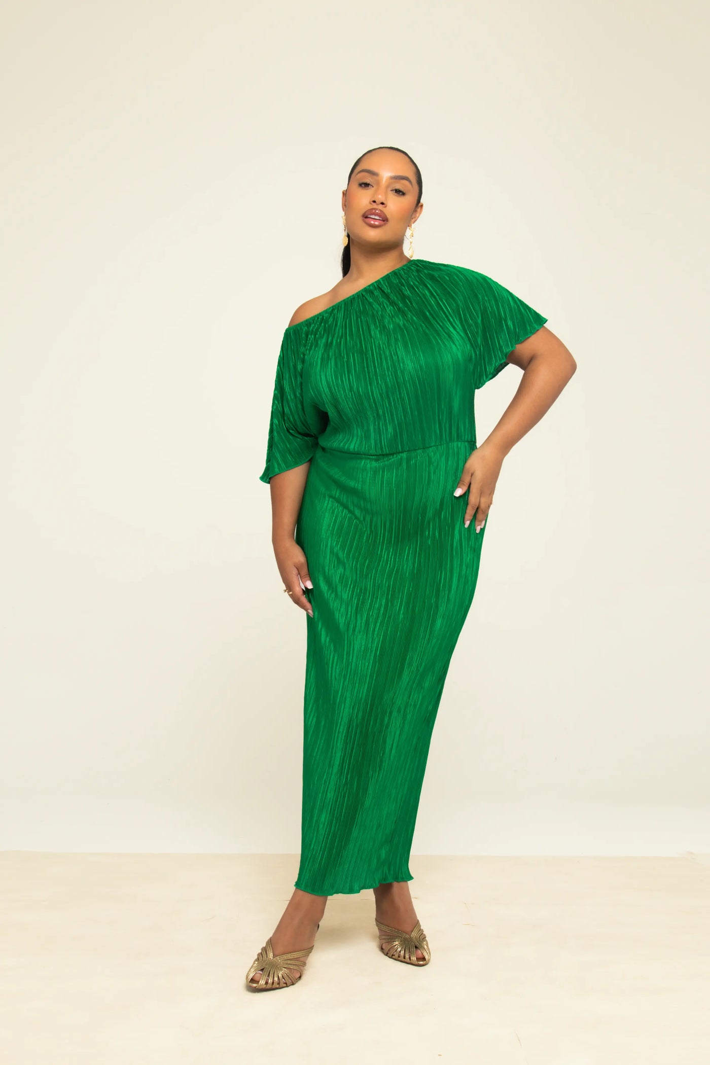 Naomi | One-Shoulder Pleated Maxi Dress